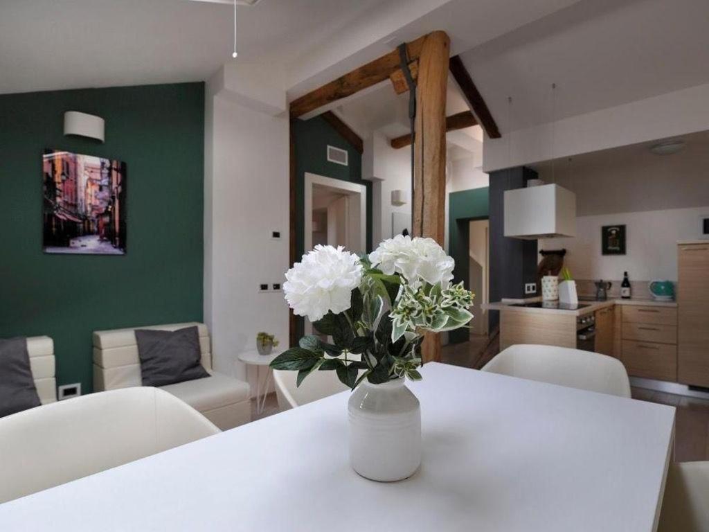 Fulcanelli Apartment Bologna Eksteriør bilde